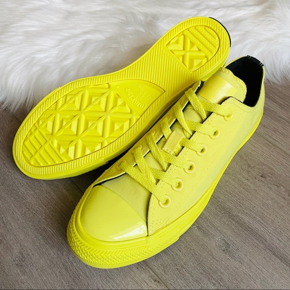 NWT Converse X OPI Chuck Taylor All Star Women’s - Picture 2 of 9